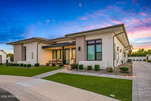 5770 S LOBACK Lane, Gilbert, AZ 85298