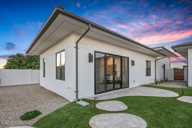 5770 S LOBACK Lane, Gilbert, AZ 85298