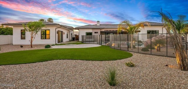 5770 S LOBACK Lane, Gilbert, AZ 85298