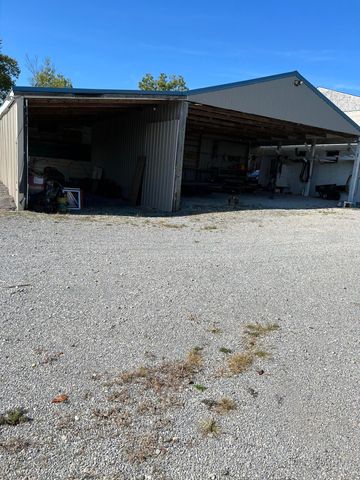 44 Lawrence Lane Lane, Flemingsburg, KY 41041