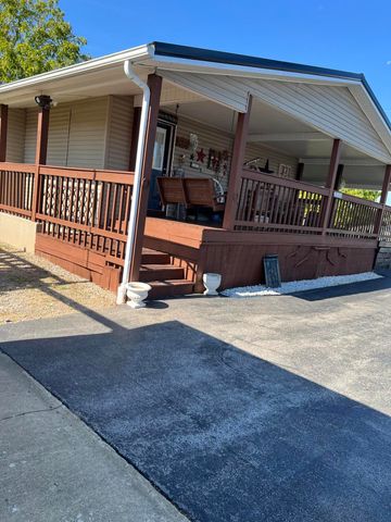 44 Lawrence Lane Lane, Flemingsburg, KY 41041