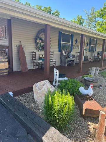 44 Lawrence Lane Lane, Flemingsburg, KY 41041