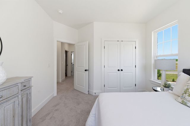 156 Nearwater Place, Hendersonville, TN 37075