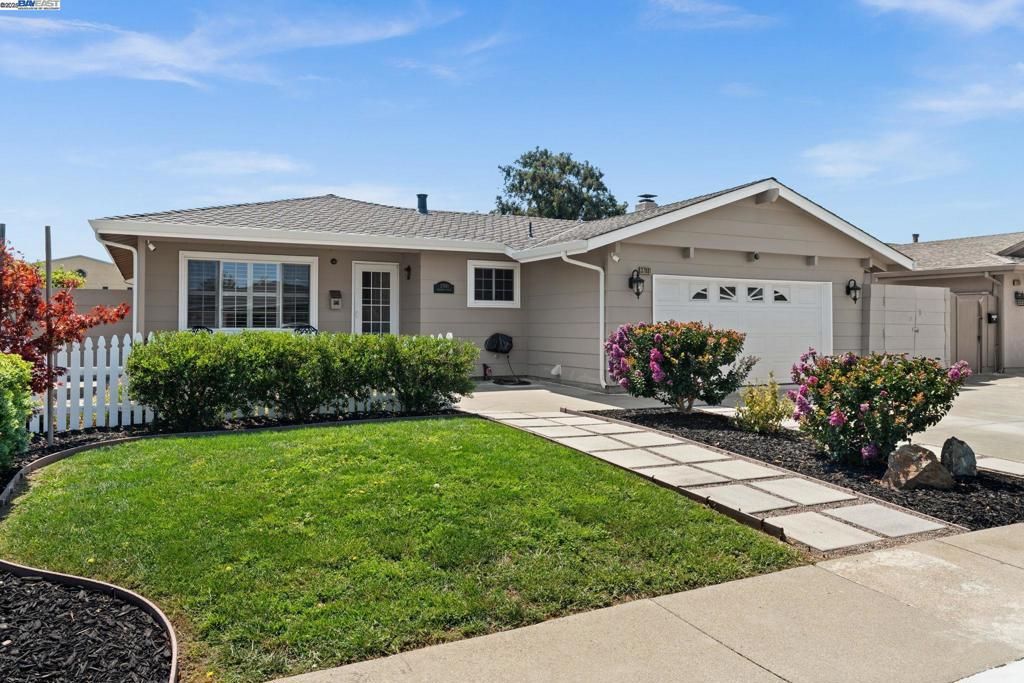 37881 Manzanita St, Newark, CA 94560
