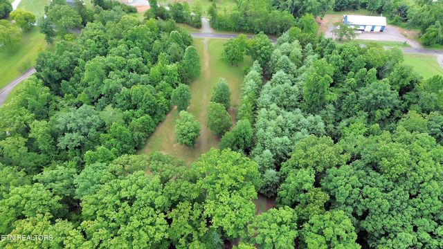 865 Ewing Rd, Spring City, TN 37381