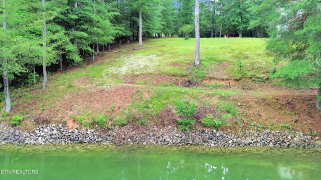 865 Ewing Rd, Spring City, TN 37381