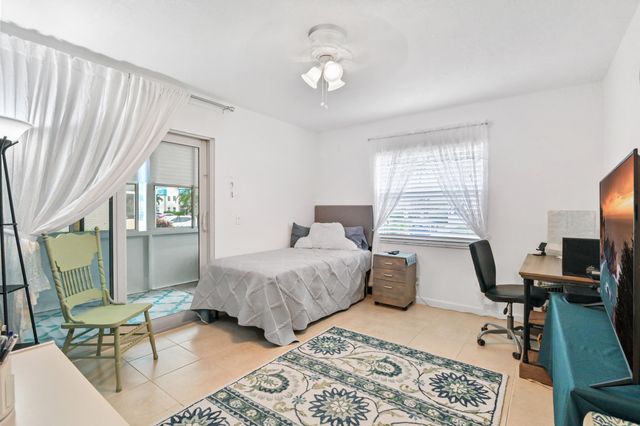 389 Capri, Delray Beach, FL 33484