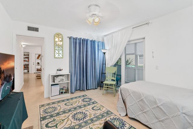 389 Capri, Delray Beach, FL 33484