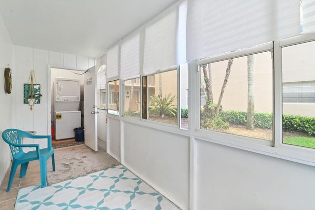 389 Capri, Delray Beach, FL 33484