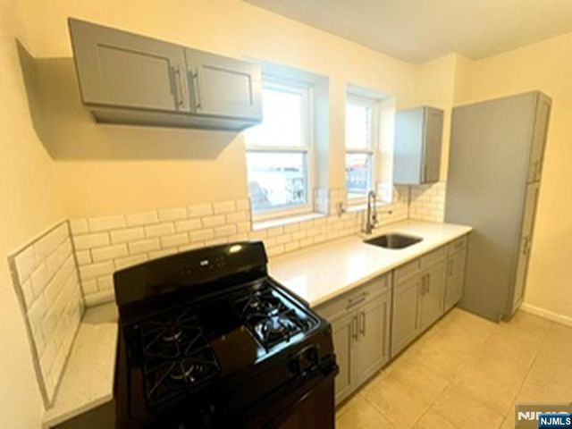 51 Myrtle Avenue, Newark, NJ 07107