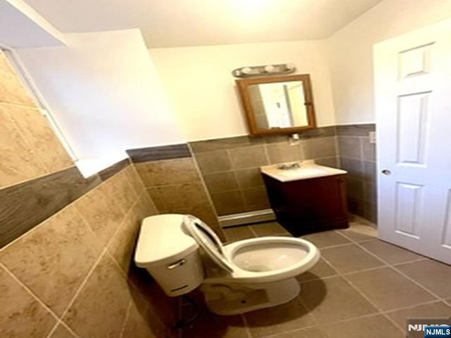 51 Myrtle Avenue, Newark, NJ 07107