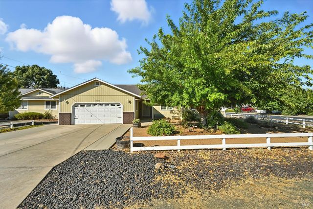 18642 Spyglass Rd, Hidden Valley Lake, CA 95467