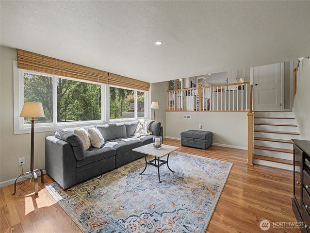 39428 200th Avenue SE, Auburn, WA 98092