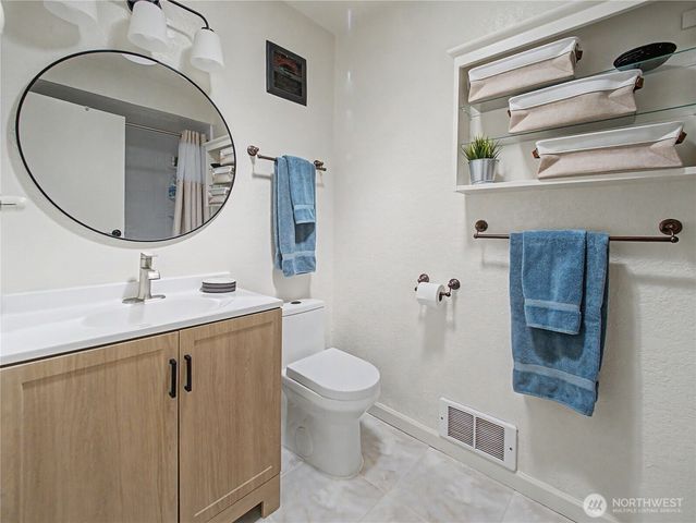 39428 200th Avenue SE, Auburn, WA 98092