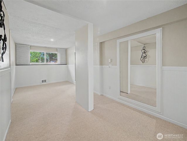 39428 200th Avenue SE, Auburn, WA 98092
