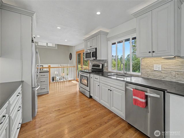 39428 200th Avenue SE, Auburn, WA 98092