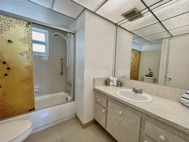 1175 NE Miami Gardens Drive 405, Miami, FL 33179