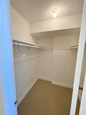 1175 NE Miami Gardens Drive 405, Miami, FL 33179