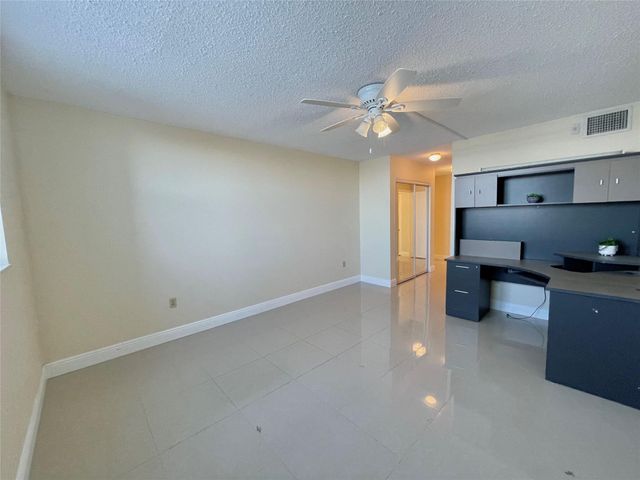 1175 NE Miami Gardens Drive 405, Miami, FL 33179