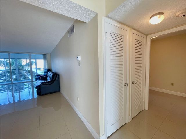 1175 NE Miami Gardens Drive 405, Miami, FL 33179