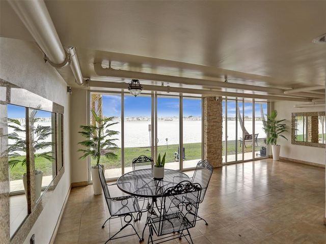 1175 NE Miami Gardens Drive 405, Miami, FL 33179