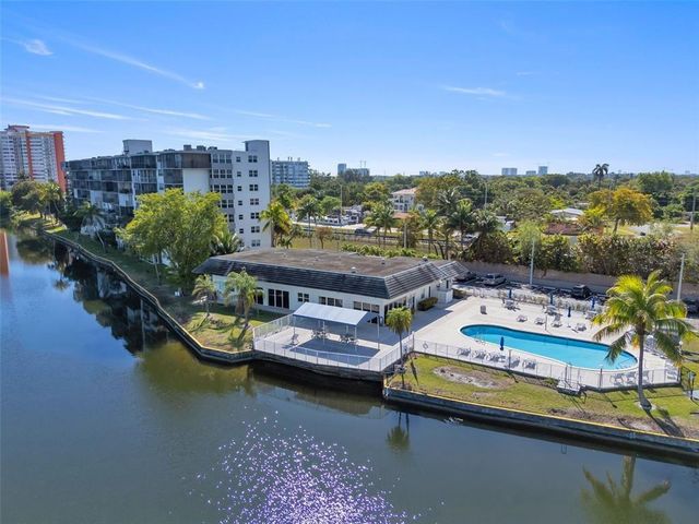 1175 NE Miami Gardens Drive 405, Miami, FL 33179