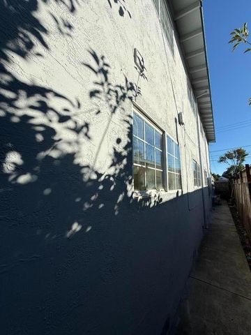 219 Barrett Avenue, Richmond, CA 94801