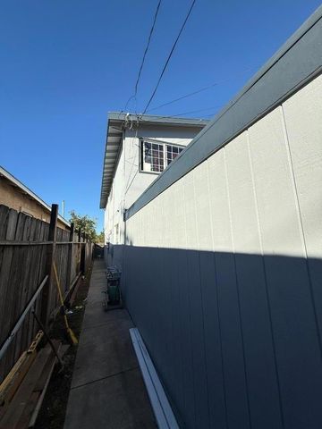 219 Barrett Avenue, Richmond, CA 94801