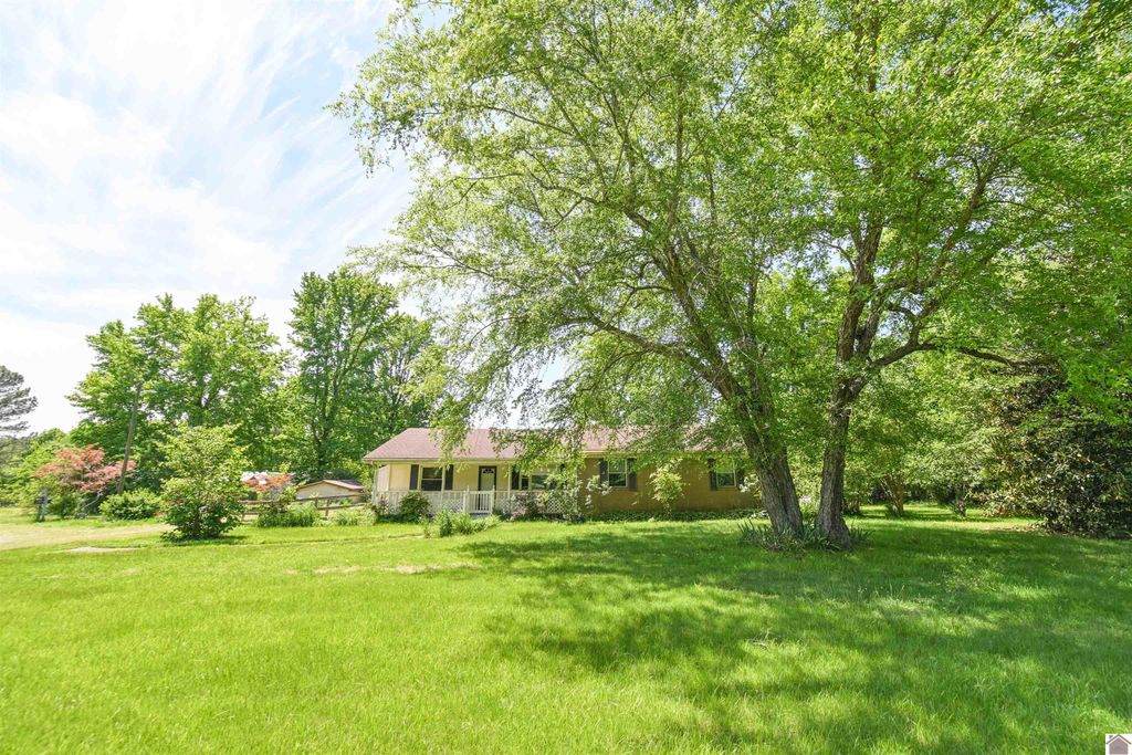 2325 State Route 564, Mayfield, KY 42066