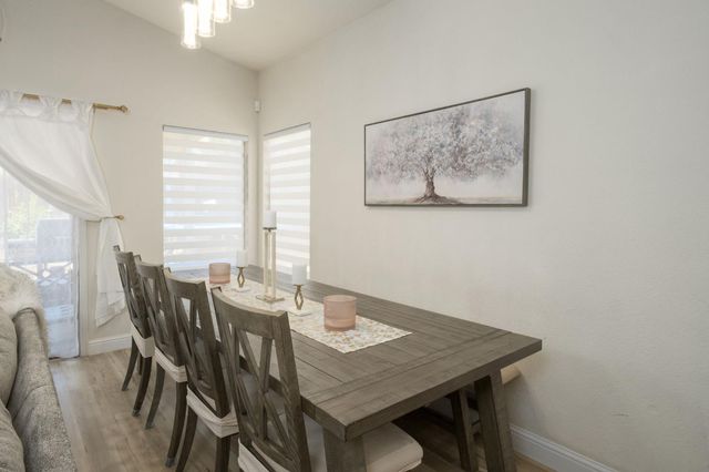 1746 E Chelsea Drive, Fresno, CA 93720