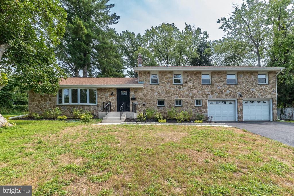 417 GRIBBEL RD, Wyncote, PA 19095