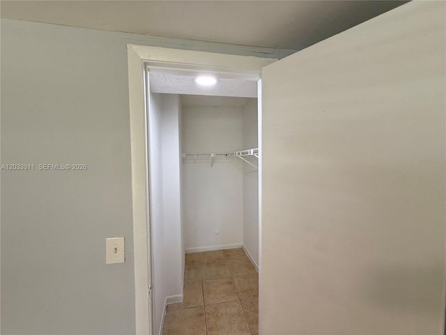 4885 Lake Arjaro Drive 4869, West Palm Beach, FL 33407