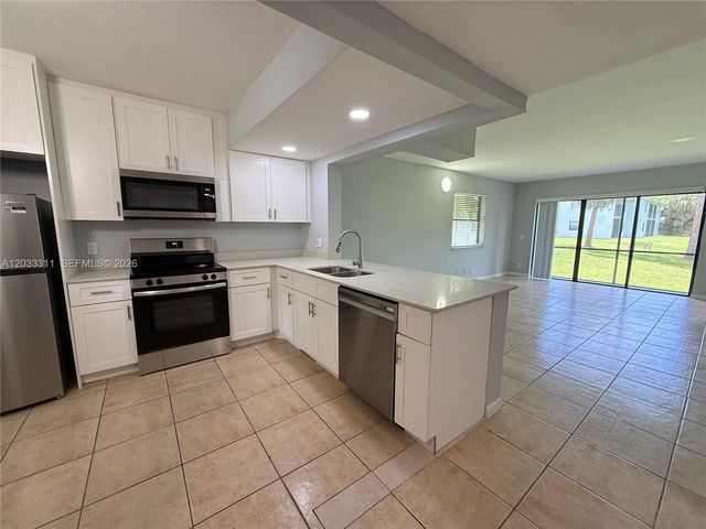 4885 Lake Arjaro Drive 4869, West Palm Beach, FL 33407