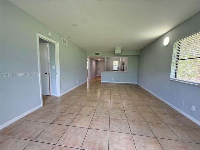4885 Lake Arjaro Drive 4869, West Palm Beach, FL 33407