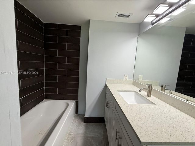 4885 Lake Arjaro Drive 4869, West Palm Beach, FL 33407