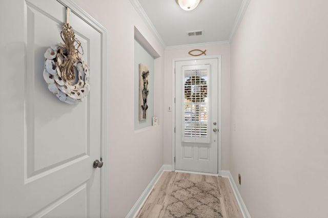 2008 Kings Gate Lane, Mount Pleasant, SC 29466