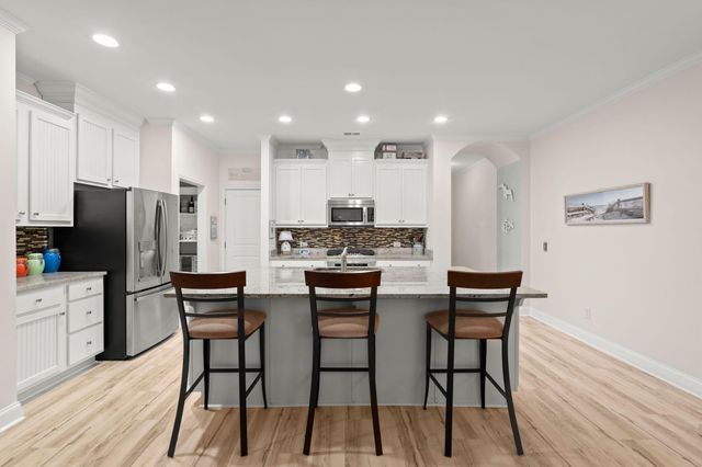 2008 Kings Gate Lane, Mount Pleasant, SC 29466