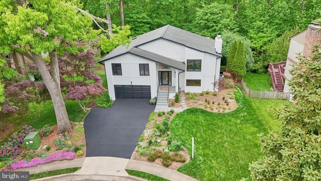 9430 TALISMAN DR, Vienna, VA 22182