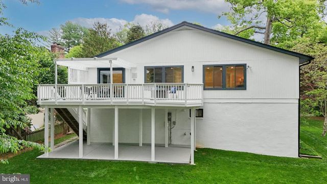 9430 TALISMAN DR, Vienna, VA 22182