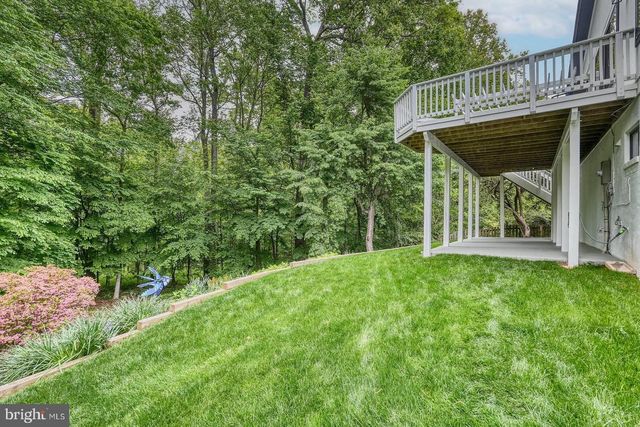 9430 TALISMAN DR, Vienna, VA 22182