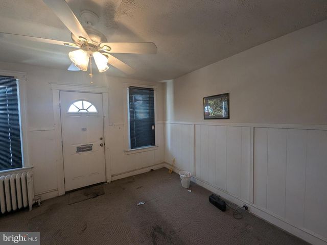 2052 MARGARET ST, Philadelphia, PA 19124