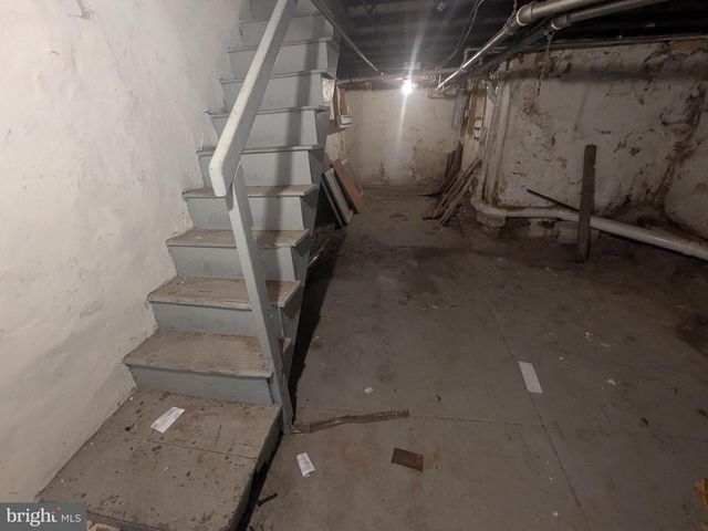 2052 MARGARET ST, Philadelphia, PA 19124