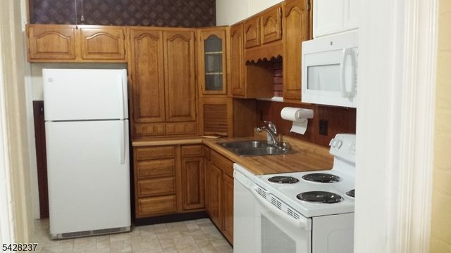 266 Sitgreaves St, Phillipsburg Town, NJ 08865