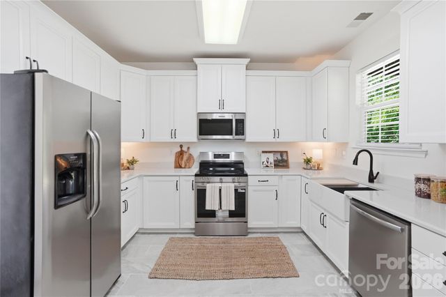 126 Matlen Drive, Mooresville, NC 28117