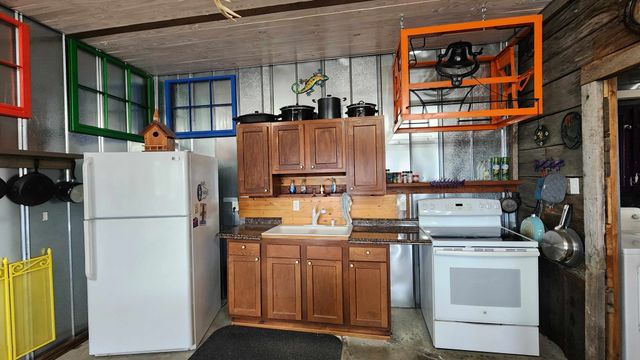 276 Schelley Rd, Gainesboro, TN 38562