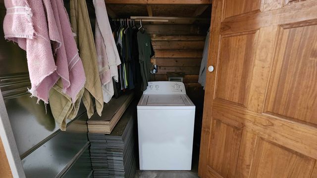 276 Schelley Rd, Gainesboro, TN 38562