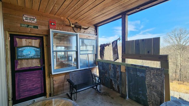 276 Schelley Rd, Gainesboro, TN 38562