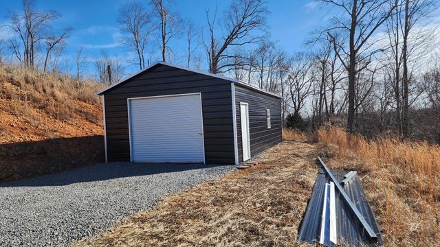 276 Schelley Rd, Gainesboro, TN 38562