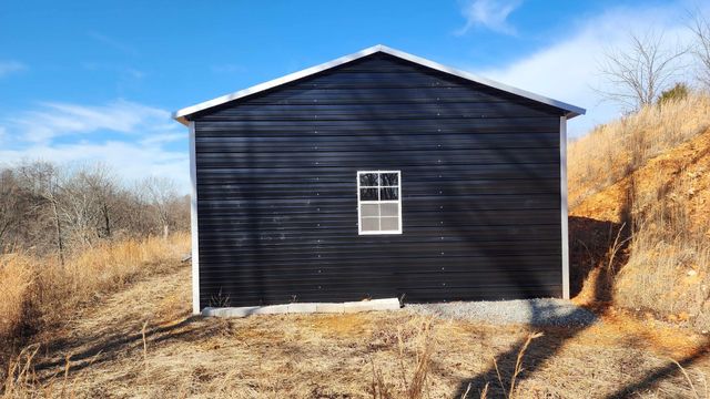 276 Schelley Rd, Gainesboro, TN 38562