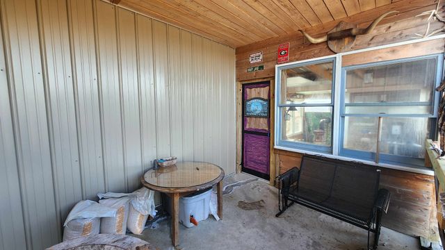 276 Schelley Rd, Gainesboro, TN 38562